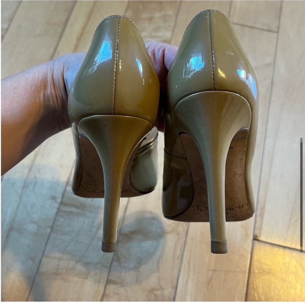 L.K. Bennett Nude Patent Leather Pump Heels size 37 - Picture 6 of 9